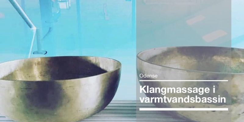 Klanskåle i varmtvandsbassin